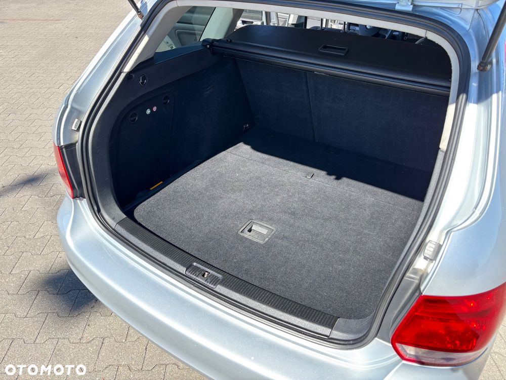 Volkswagen Golf 1.9 TDI DPF Trendline - 17