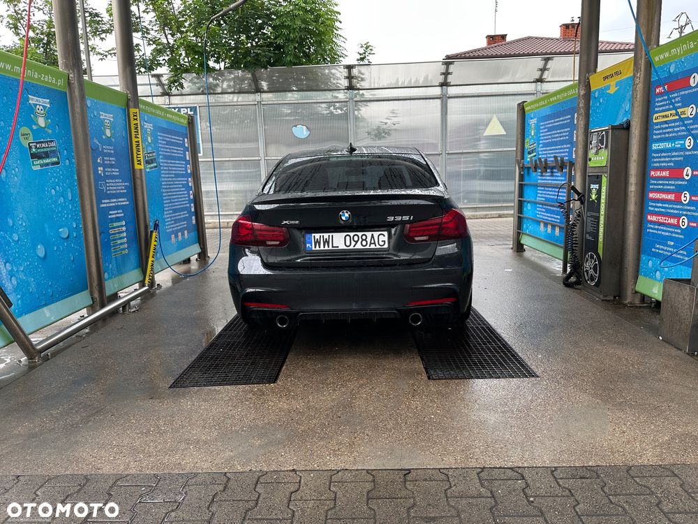 BMW Seria 3 335i xDrive Edition Sport - 6