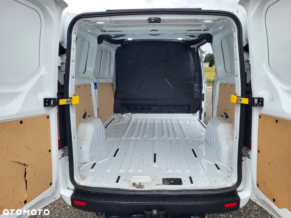 Ford Transit Custom - 12