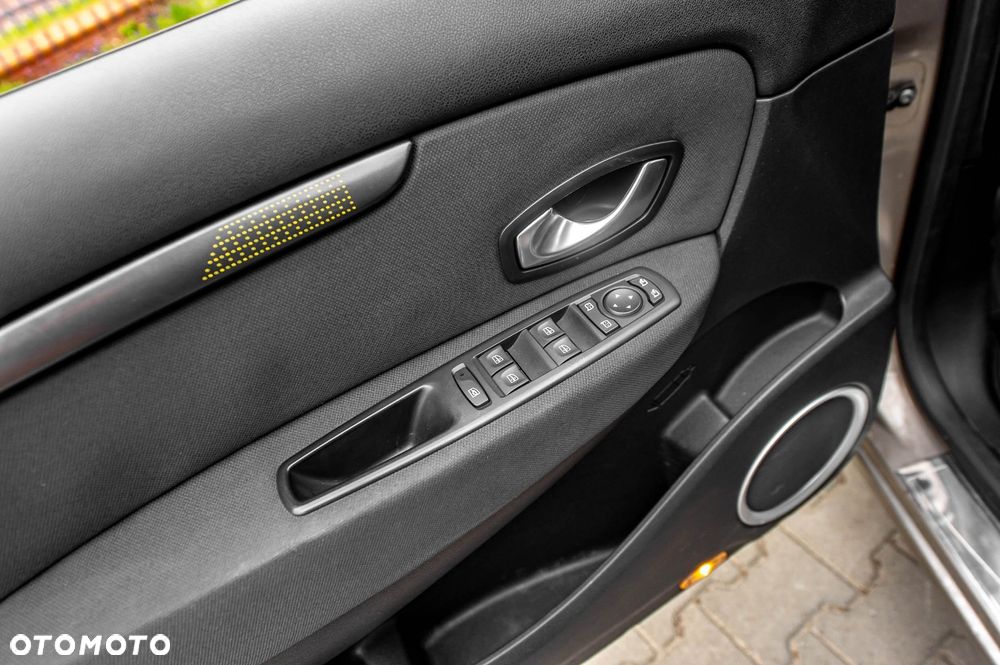 Renault Grand Scenic TCe 130 Luxe - 22