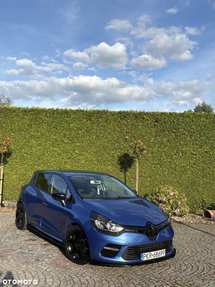 Renault Clio - 11