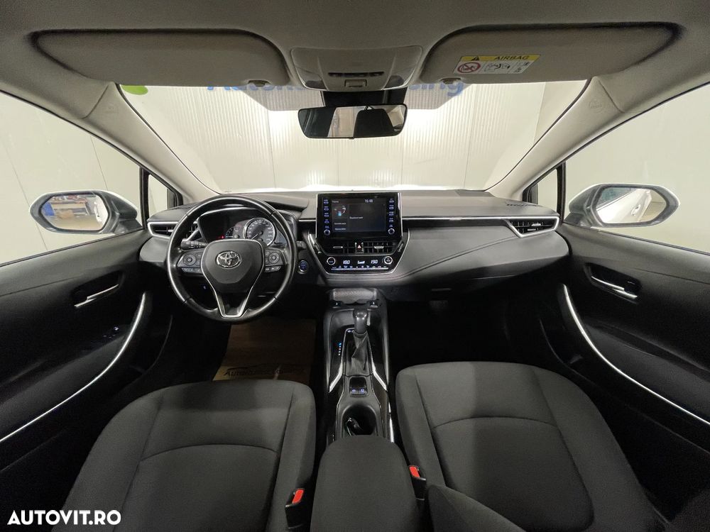 Toyota Corolla 1.8 Business Edition - 8