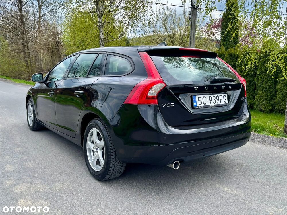 Volvo V60 D2 Geartronic - 12