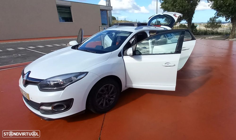 Renault Mégane Sport Tourer 1.5 dCi Comfort SS - 5