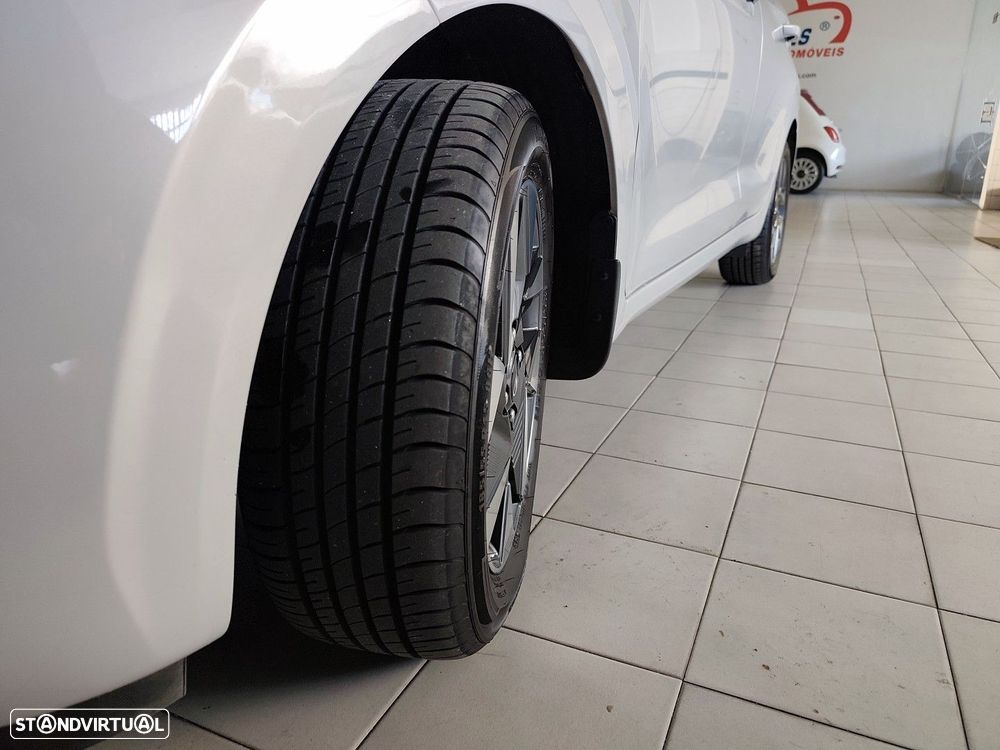 Hyundai i10 1.0 Comfort AMT - 8