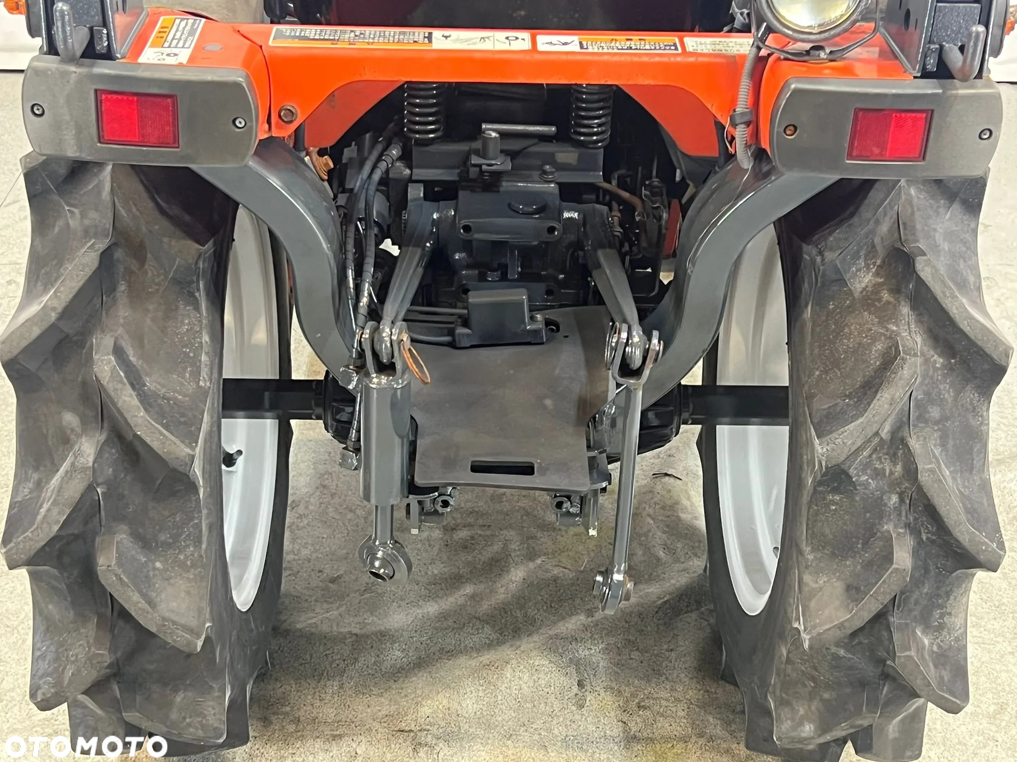 Kubota B72 - 5