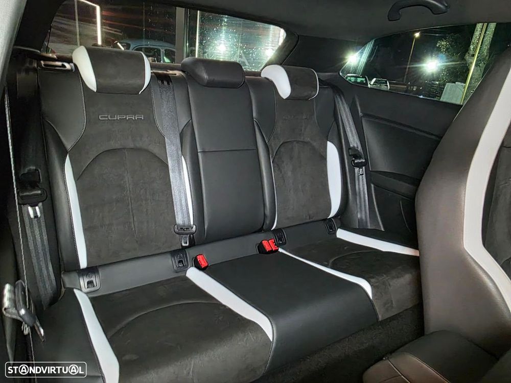 SEAT Leon 2.0 TSI Cupra DSG S/S - 9