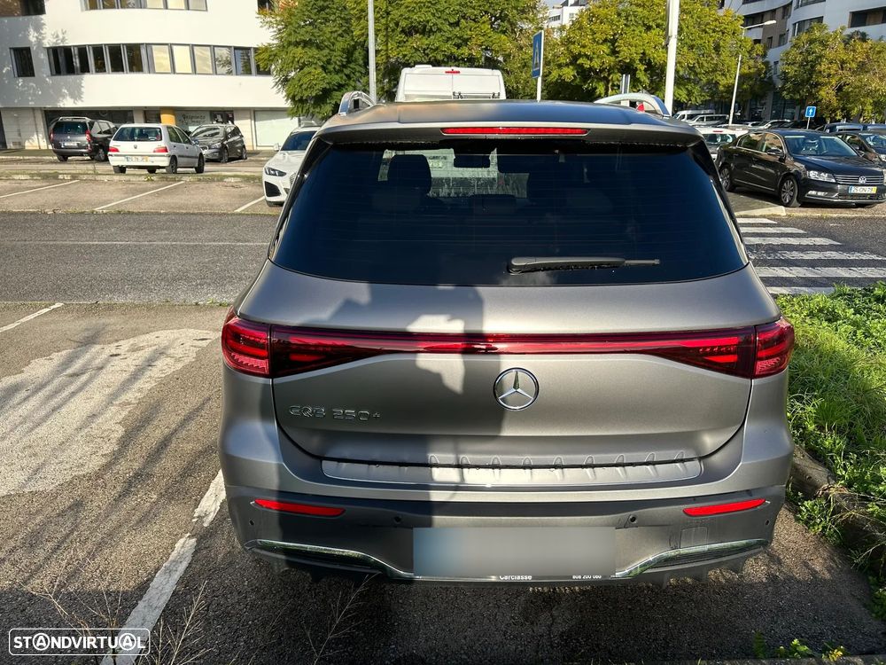 Mercedes-Benz EQB 250+ Edition - 11