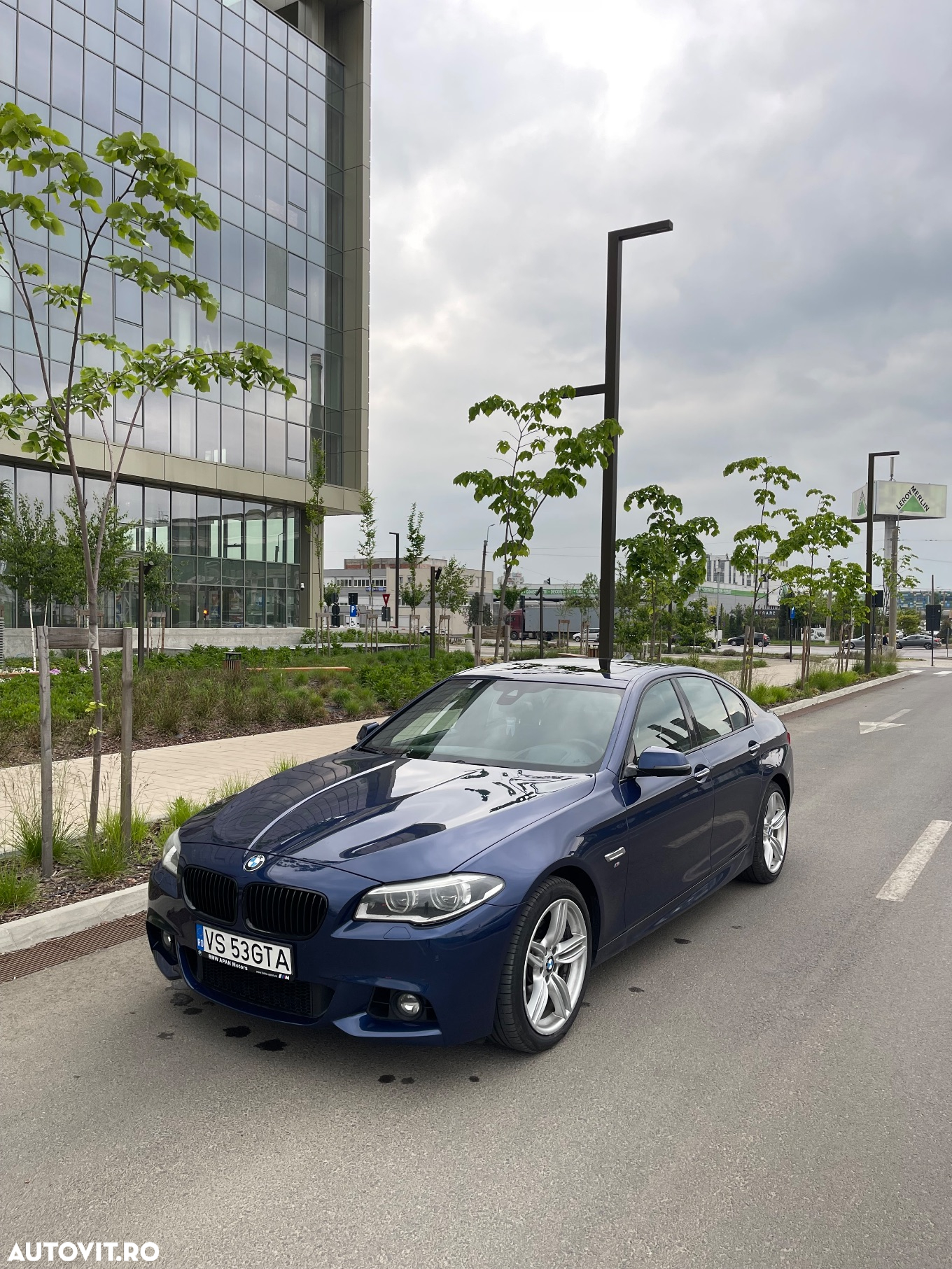 BMW Seria 5 530d xDrive AT - 2