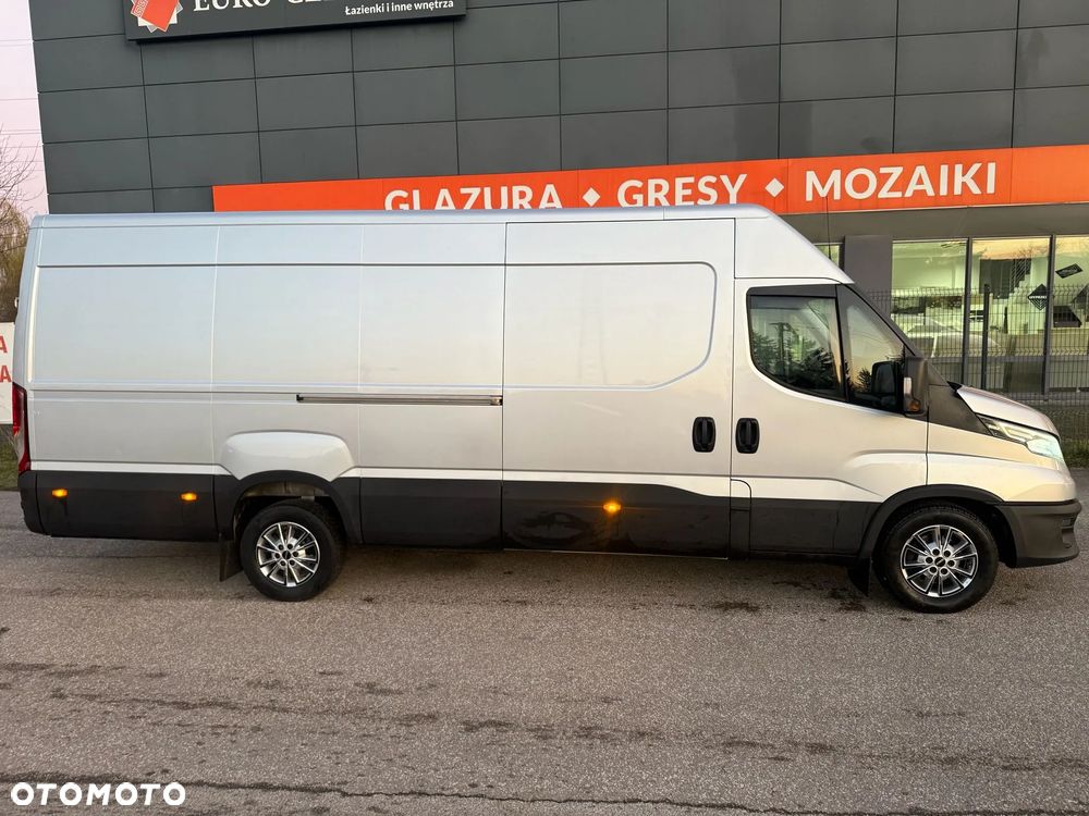 Iveco Daily 35S180, 3.0 180KM,  L4H2, HiMatic, Super kolor, Bardzo zadbane - 12