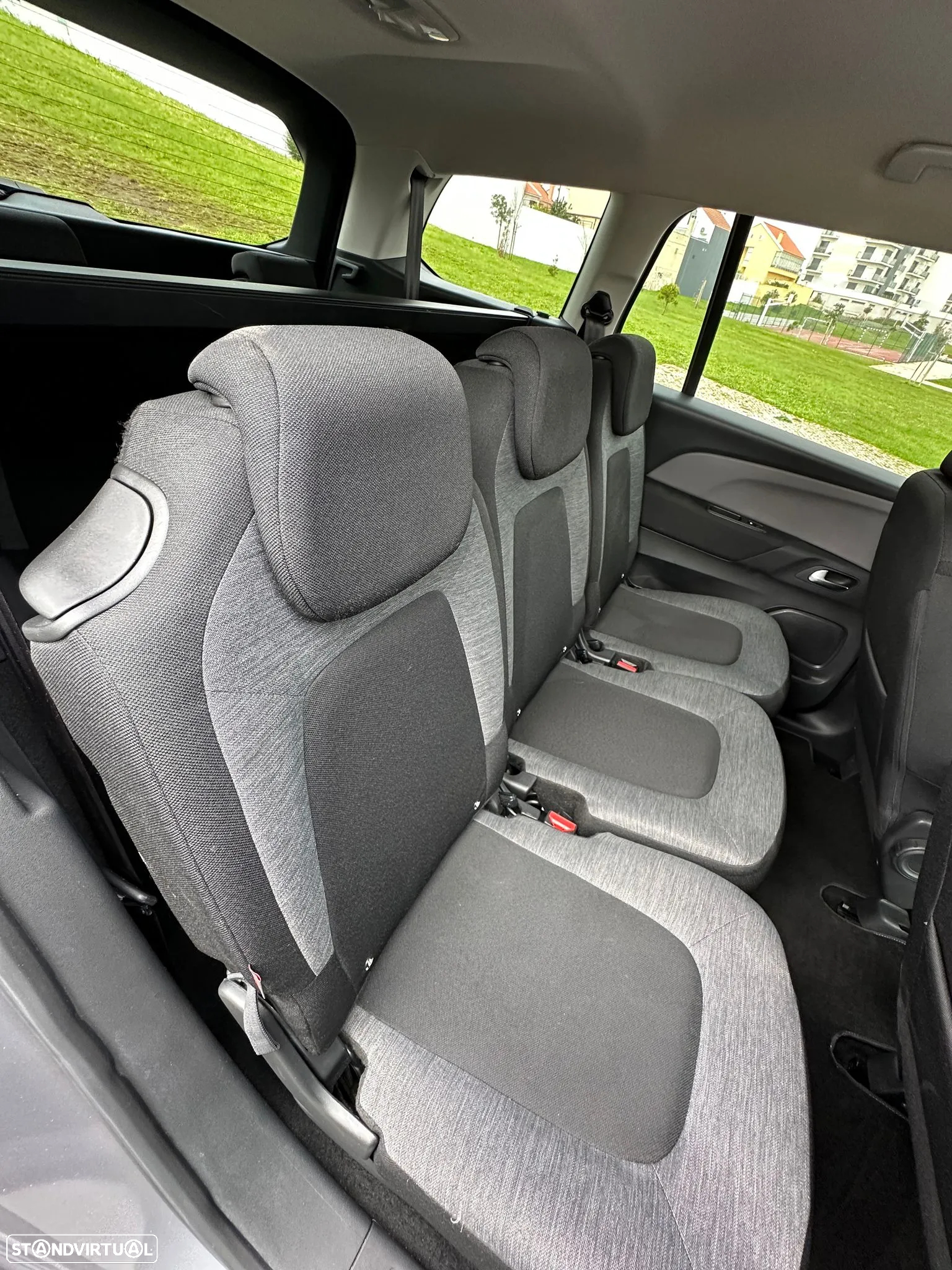 Citroën Grand C4 Spacetourer 1.5 BlueHDi Shine EAT8 - 29