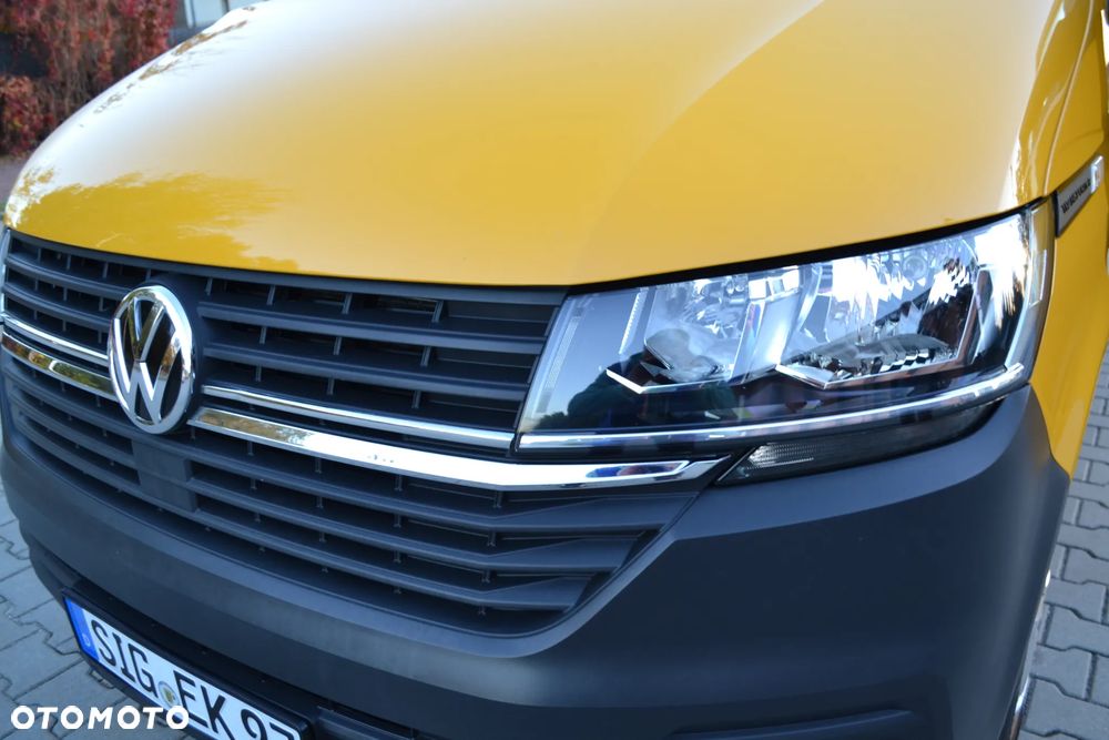 Volkswagen Transporter T6.1 - 21