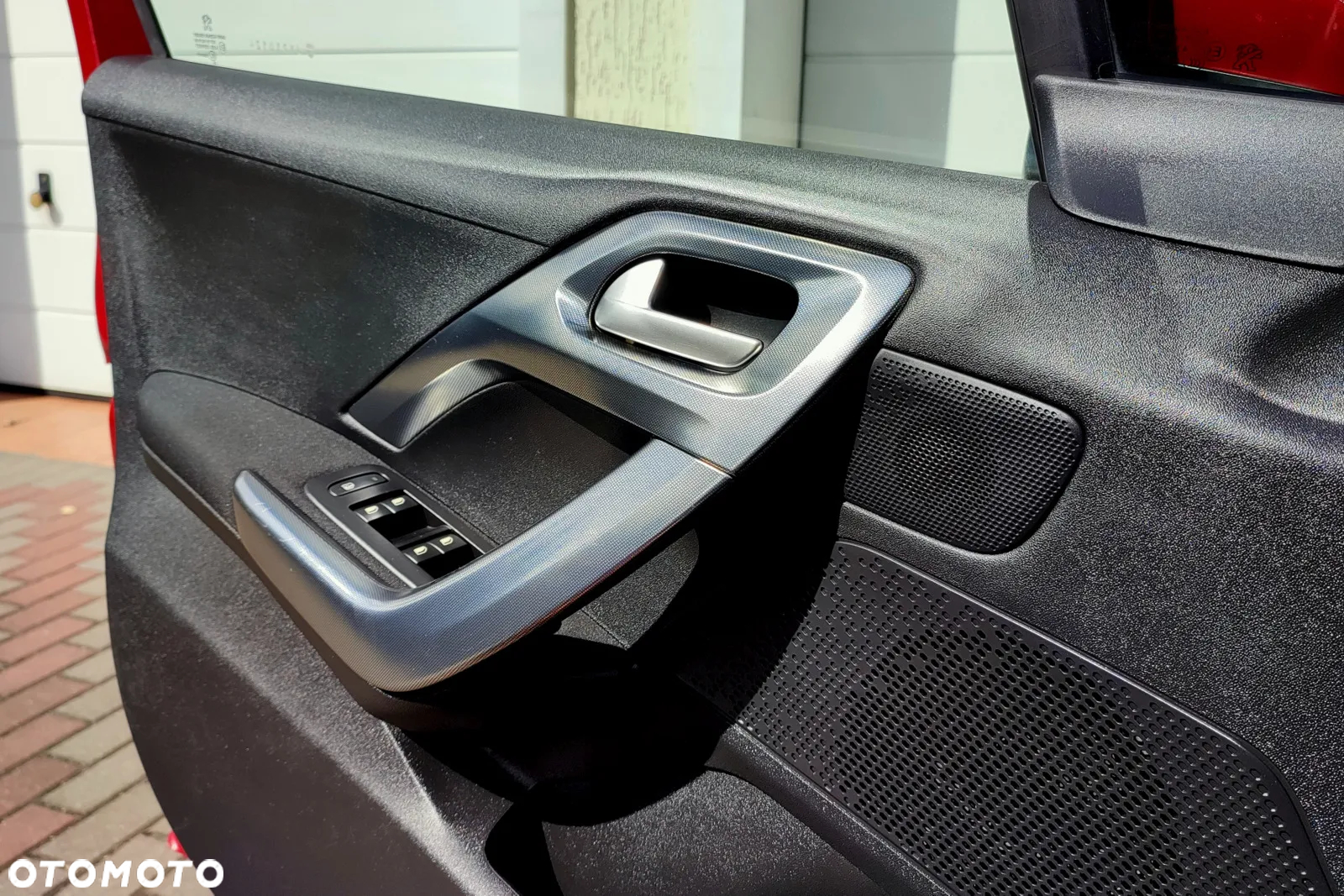 Peugeot 2008 PureTech 110 Stop&Start EAT6 Allure - 17