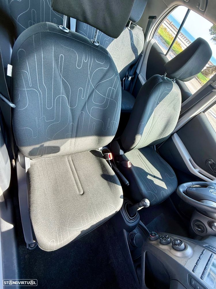 Toyota Yaris 1.0 VVT-i Sol AC+VSC - 7