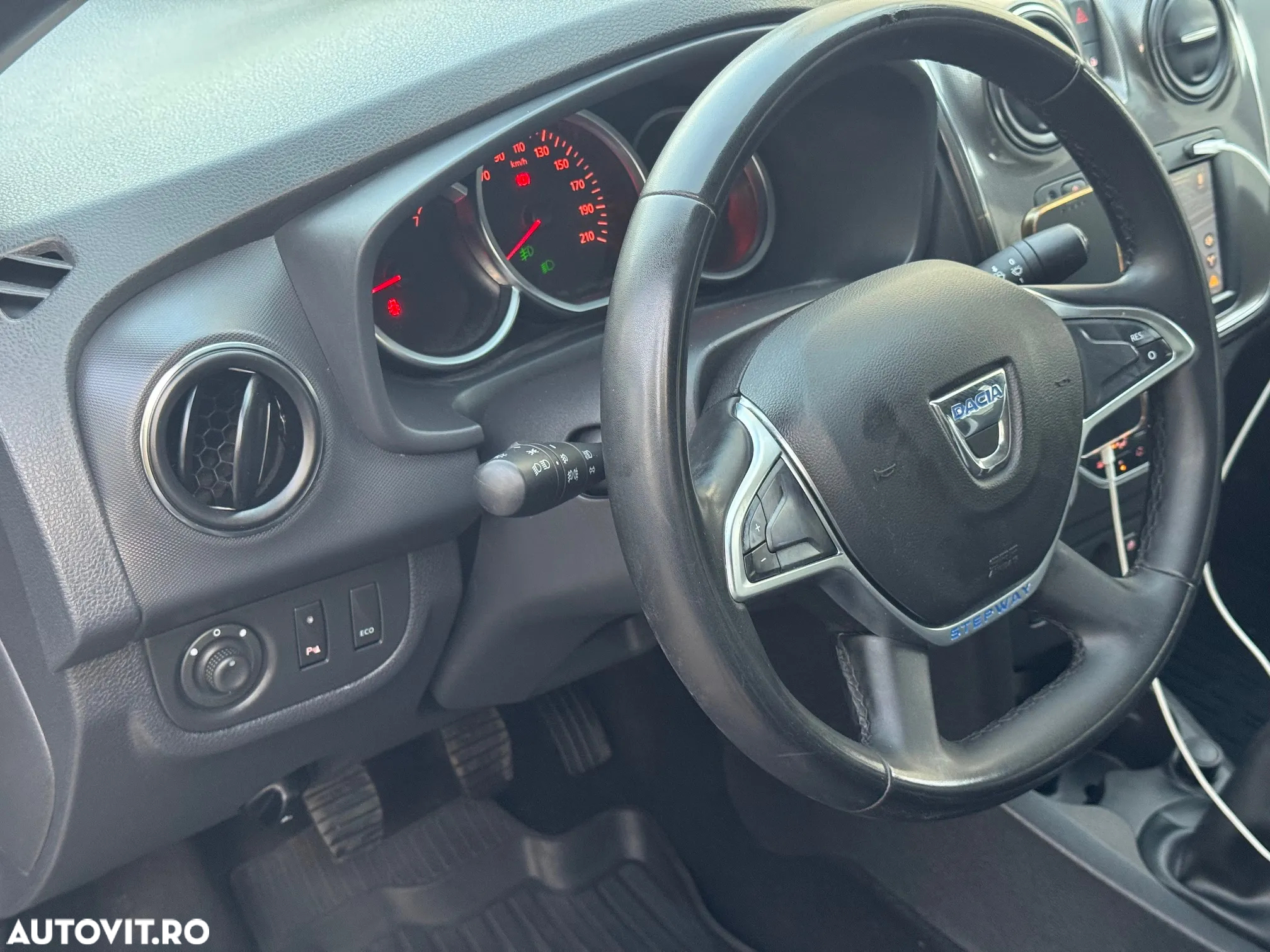 Dacia Logan Stepway 0.9 TCe - 14