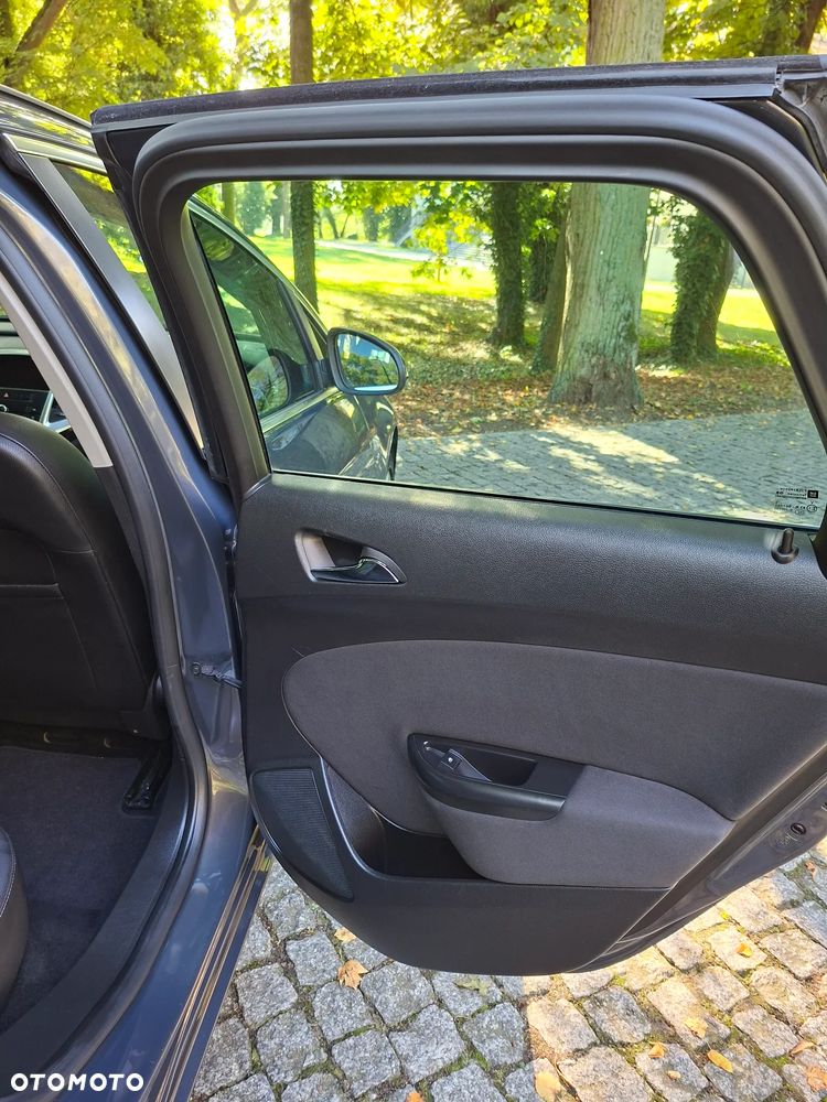 Opel Astra 1.4 T Cosmo - 32
