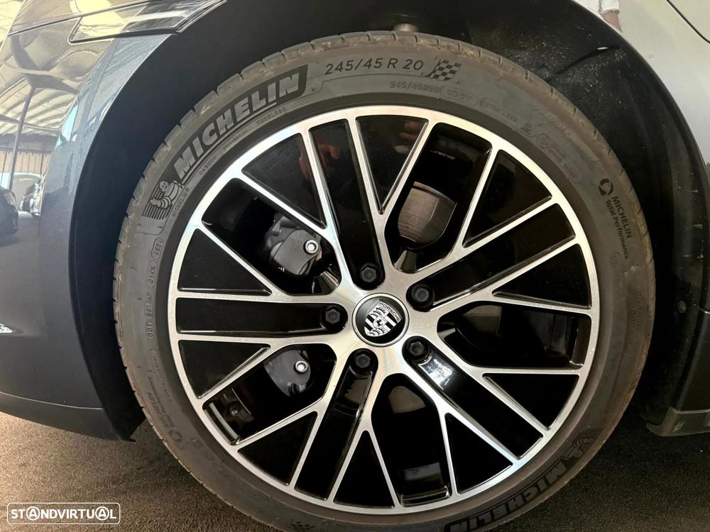 Porsche Taycan Bateria Performance Plus - 4