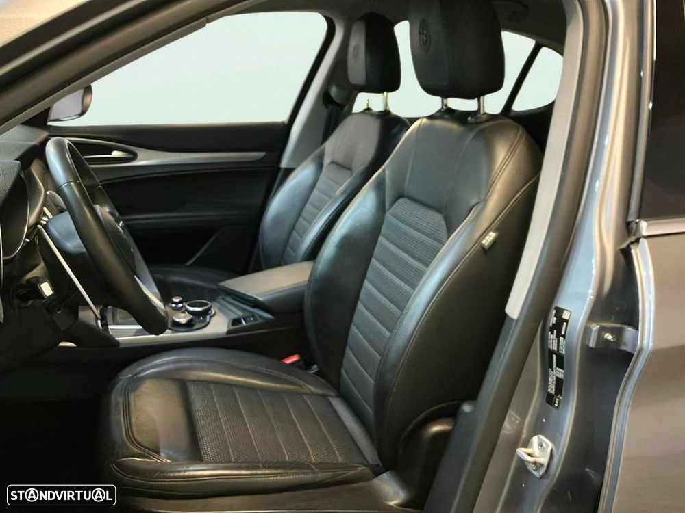 Alfa Romeo Stelvio 2.2 D Super AT8 - 15