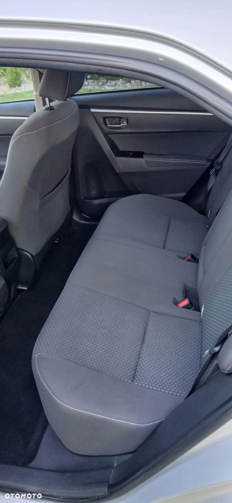 Toyota Corolla 1.6 Comfort - 16