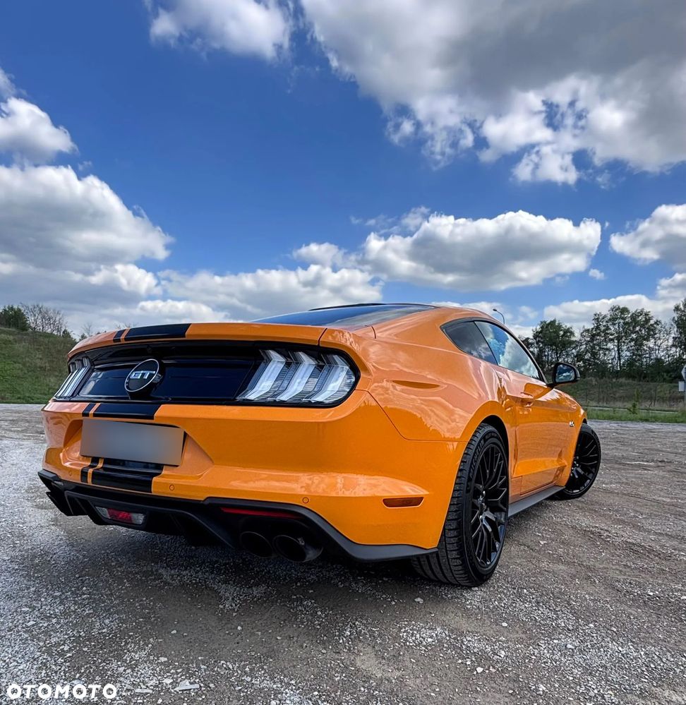 Ford Mustang - 5