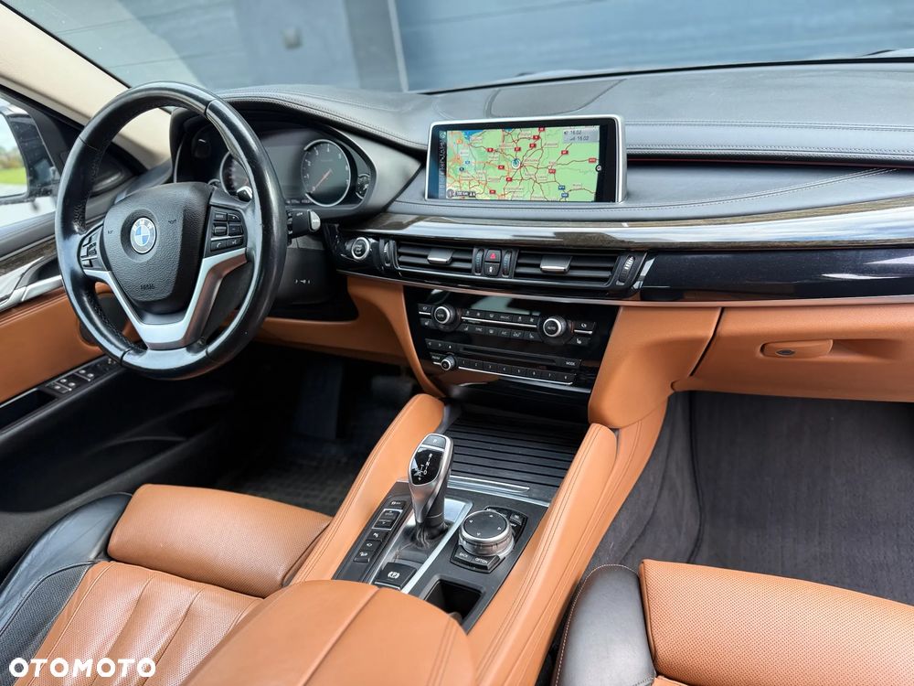 BMW X6 xDrive35i - 11