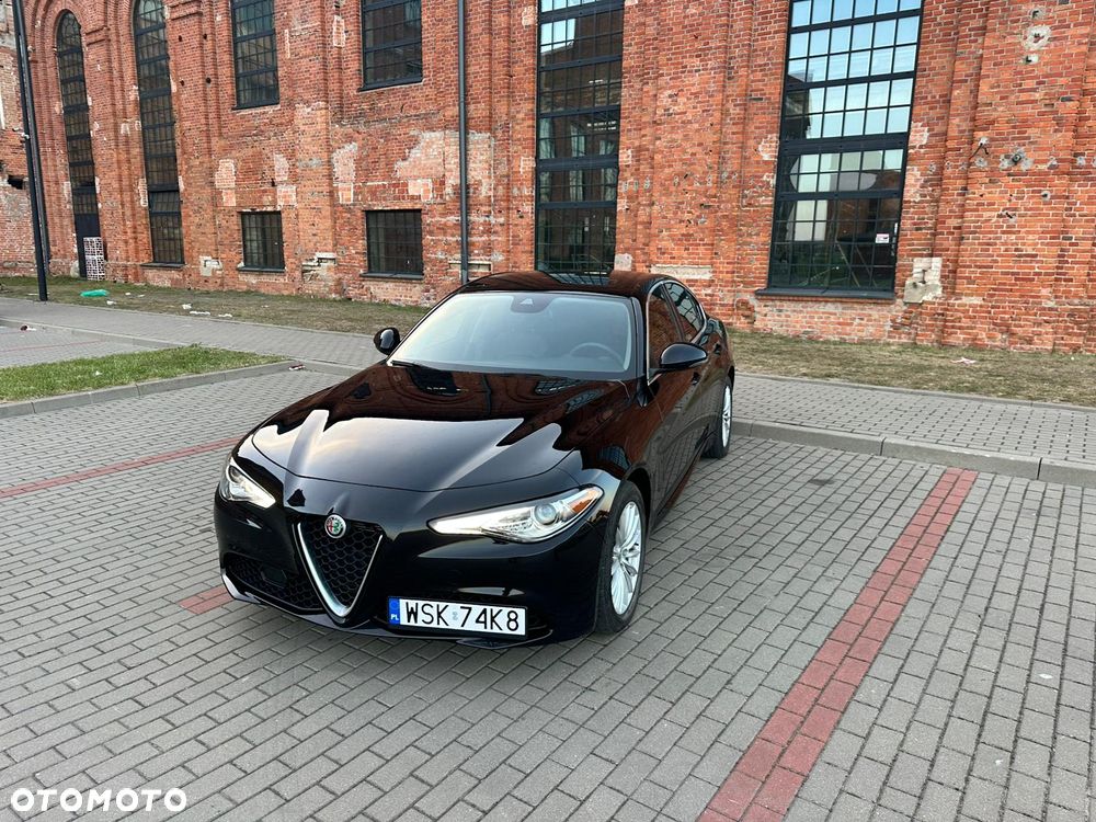 Alfa Romeo Giulia 2.0 Turbo 16V AT8-Q4 Sprint - 8