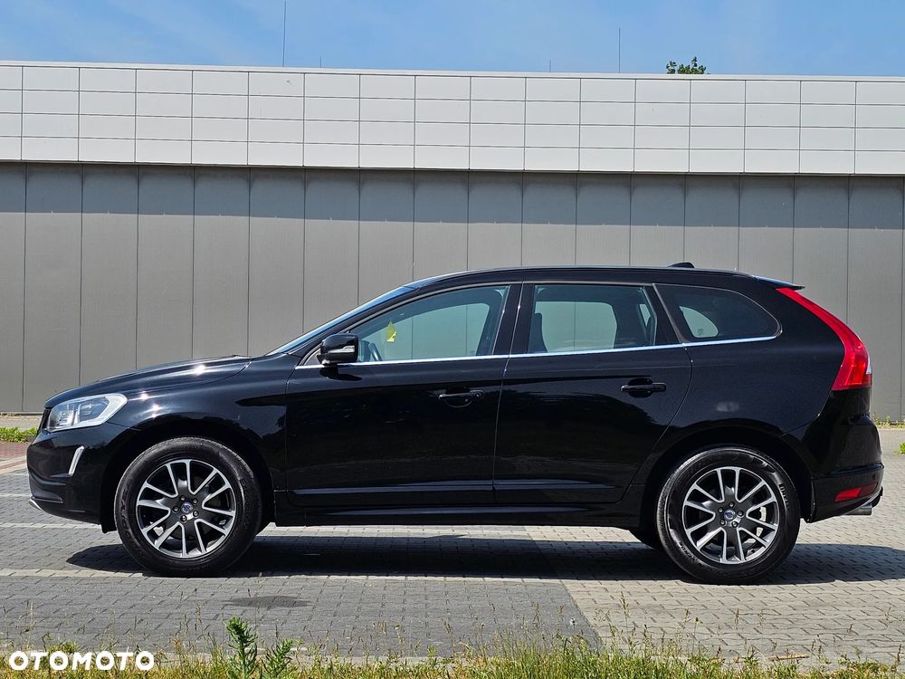 Volvo XC 60 D4 Momentum - 9