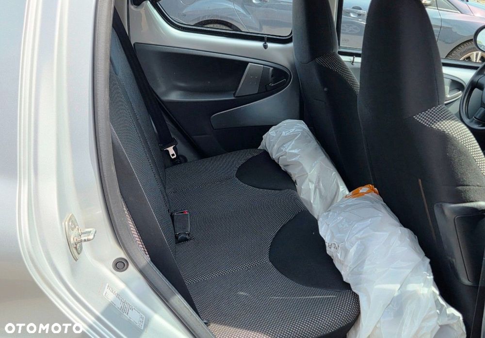 Toyota Aygo - 21