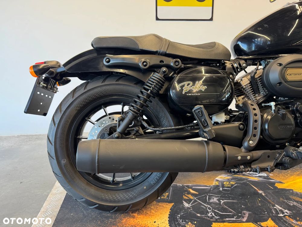 Hyosung GV - 16