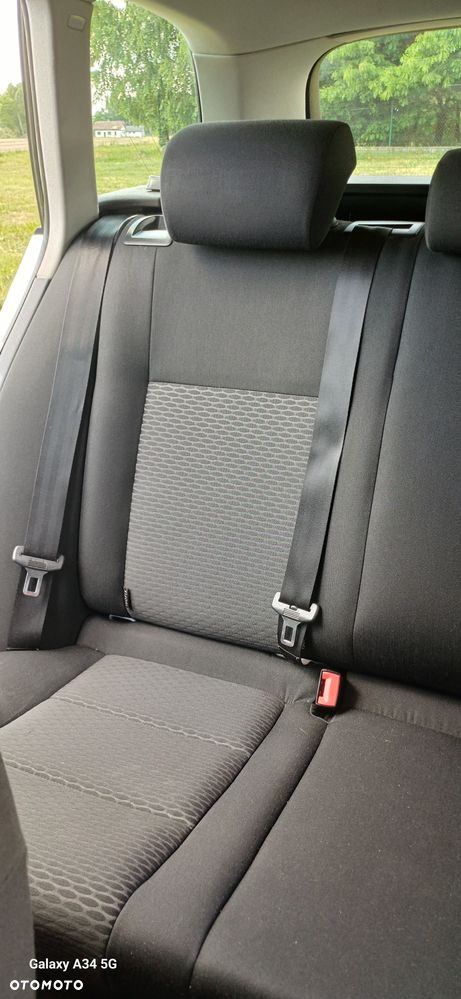 Volkswagen Golf 1.6 TDI Comfortline - 14