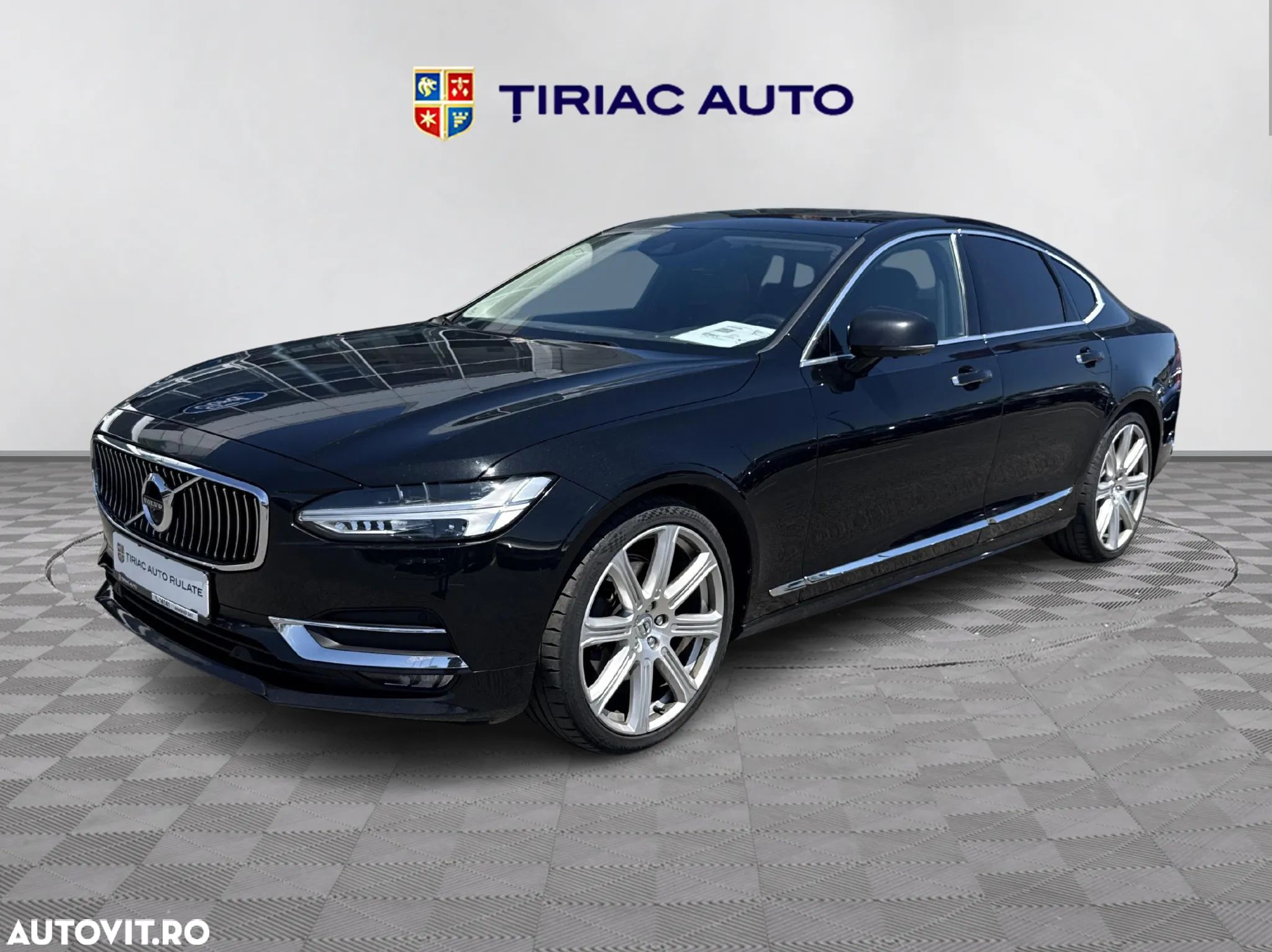 Volvo S90 D5 AWD Geartronic Inscription - 1
