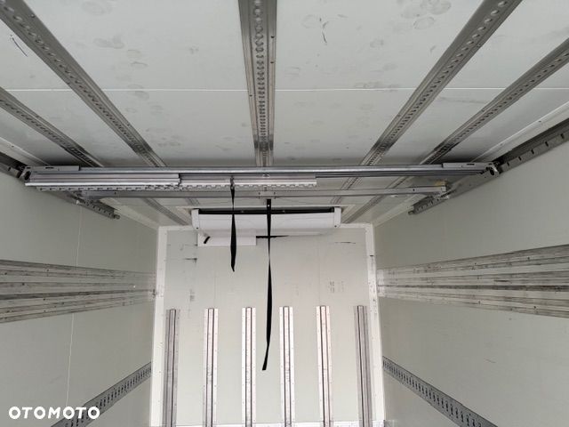 Mercedes-Benz 2540 - 22