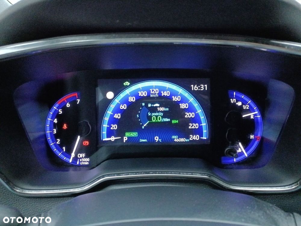 Toyota Corolla 1.8 Hybrid GPF Executive - 19