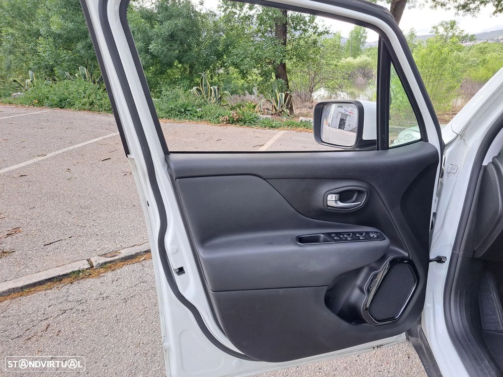 Jeep Renegade 1.0 T Night Eagle - 13