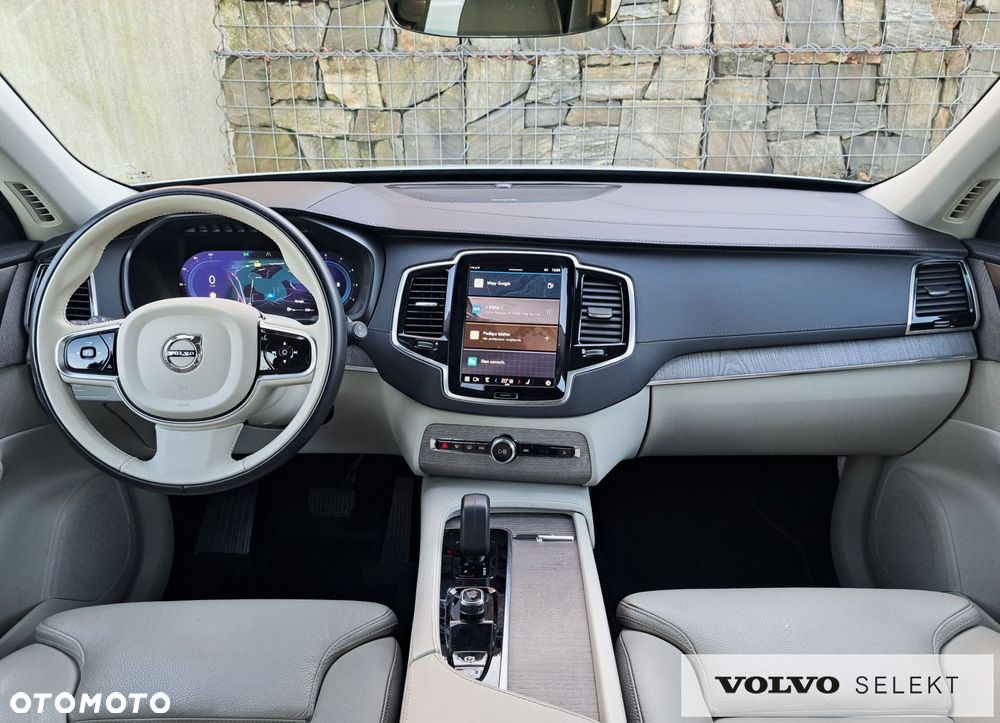 Volvo XC 90 - 13