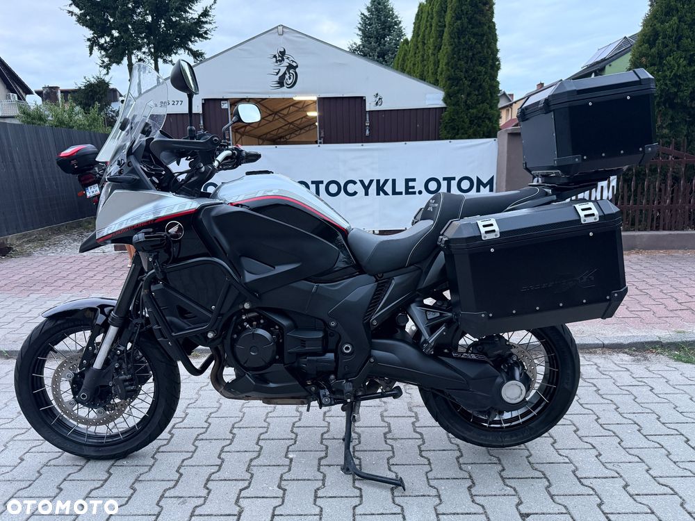 Honda VFR - 18