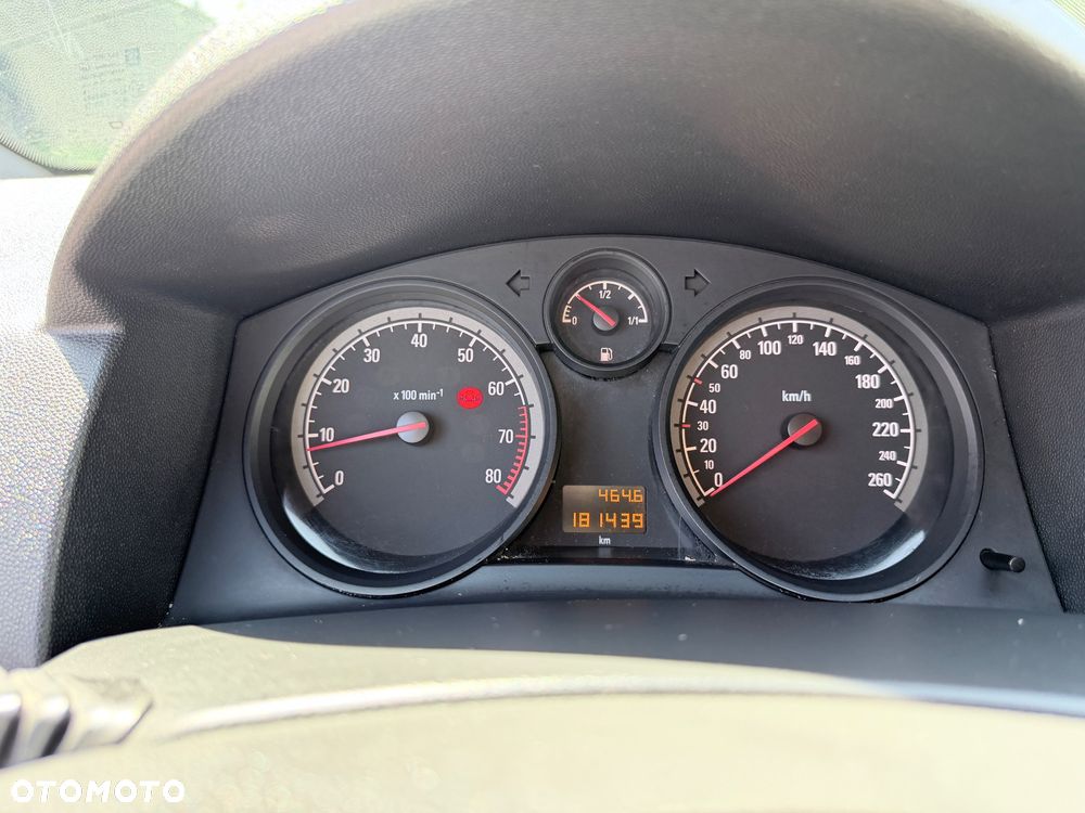 Opel Astra 1.4 - 17
