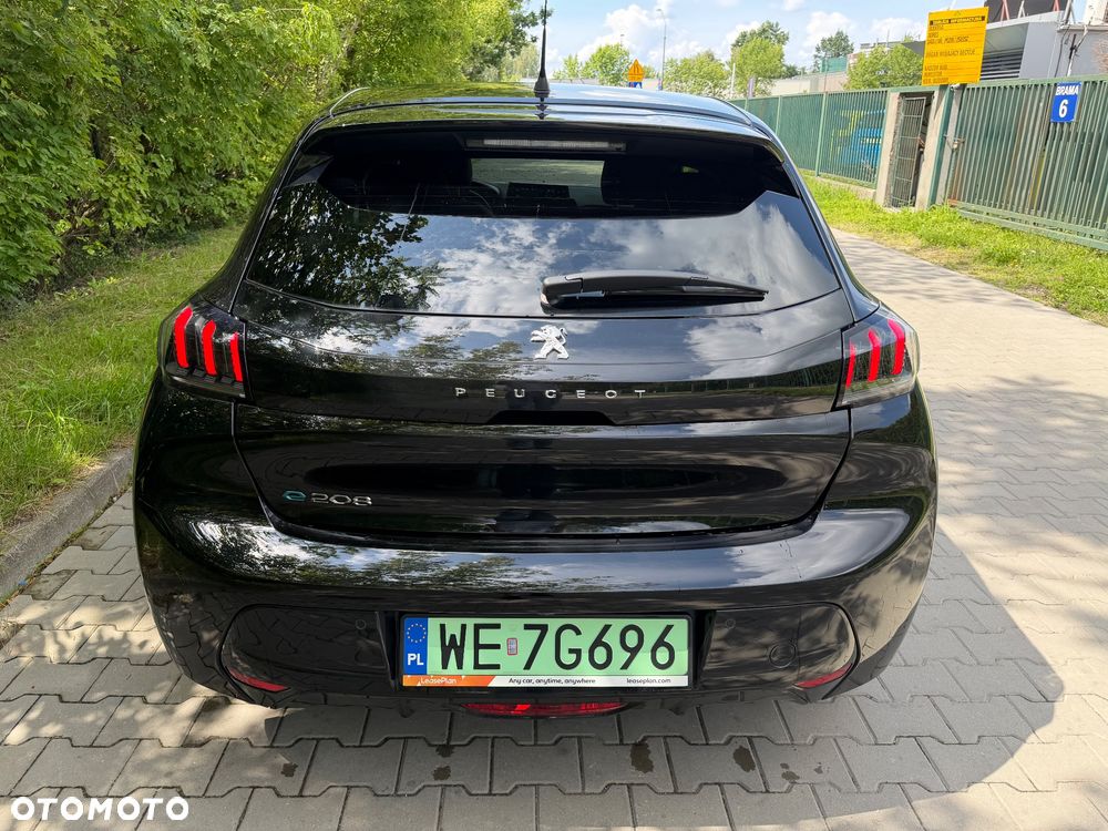 Peugeot 208 Allure - 8