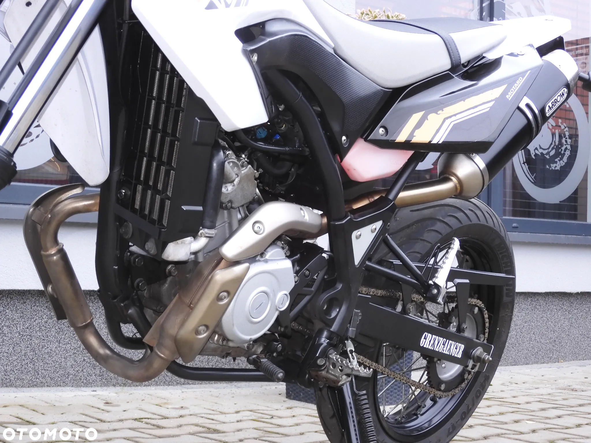 Yamaha WR - 36