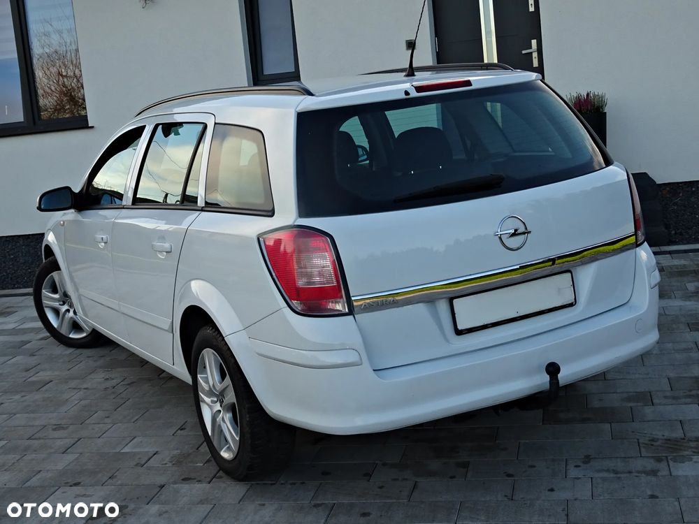 Opel Astra - 25