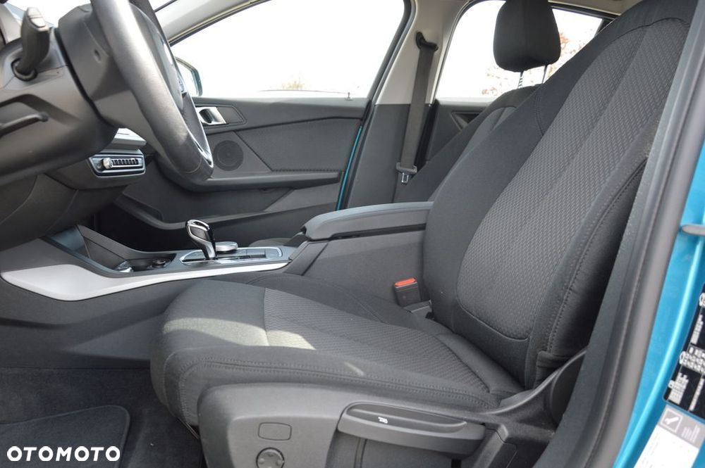 BMW Seria 1 118i Advantage - 15