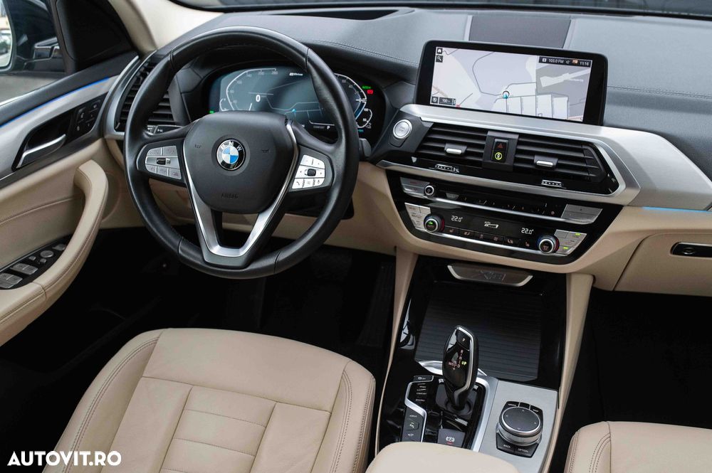 BMW X3 xDrive30e Aut. Luxury Line - 7