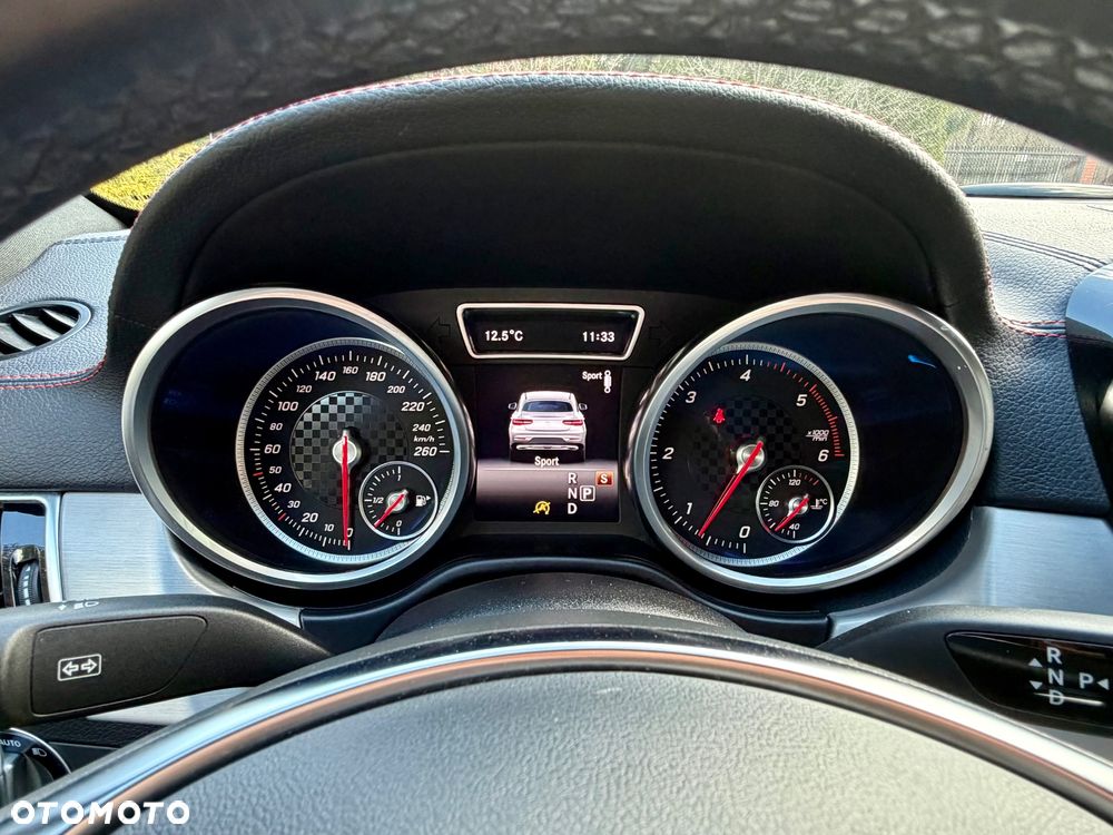 Mercedes-Benz GLE 350 d 4-Matic - 36