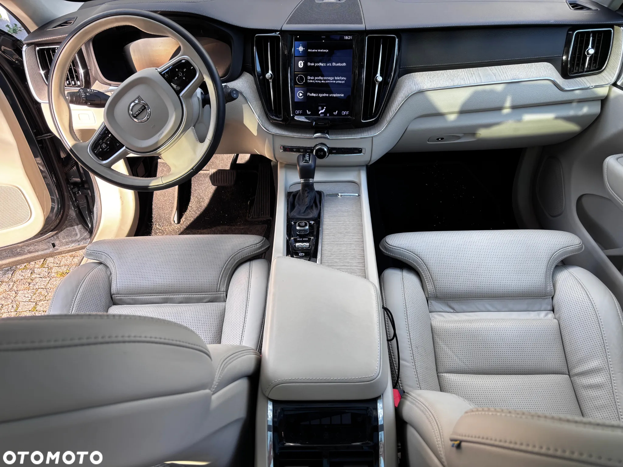 Volvo XC 60 T6 AWD Geartronic Inscription - 4