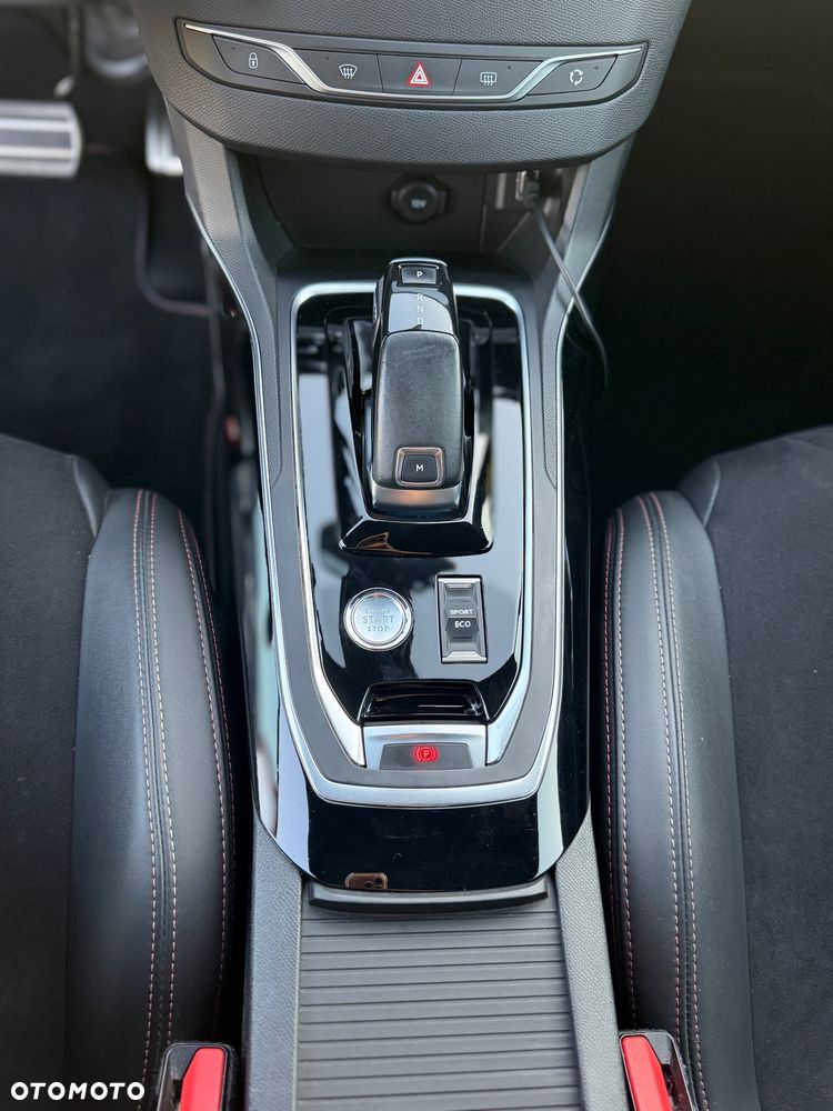 Peugeot 308 1.2 PureTech GPF GT S&S EAT8 - 18