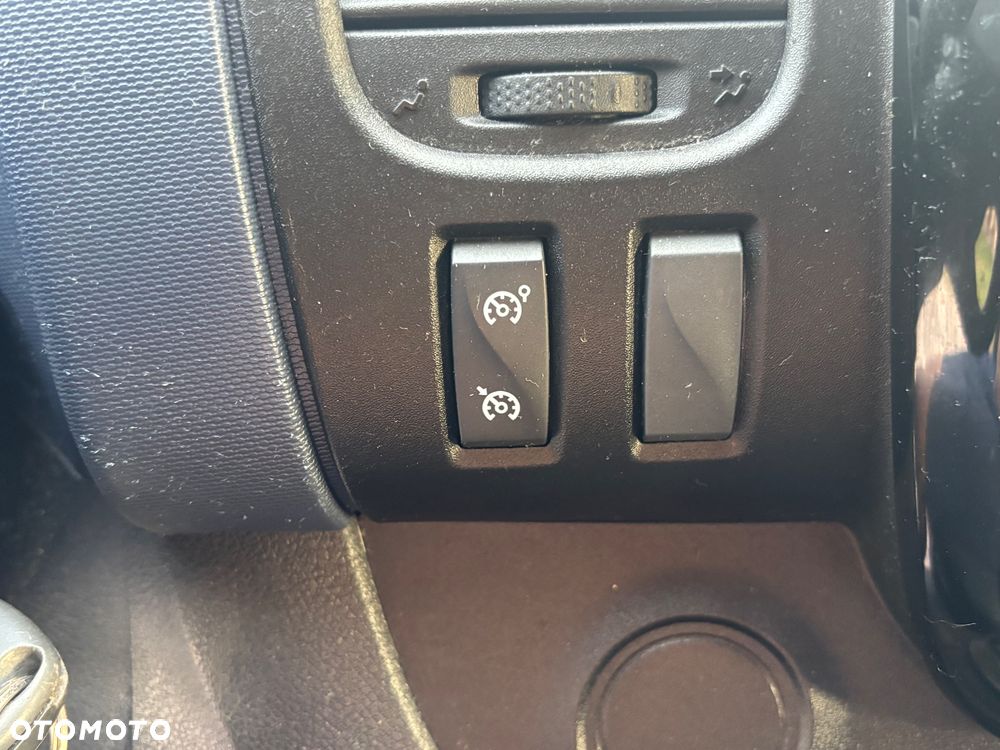 Opel VIVARO - 26