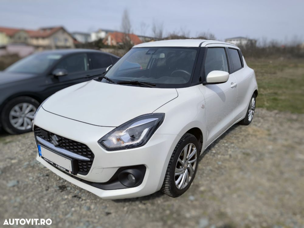 Suzuki Swift 1.2 Dualjet 12V 5MT MHEV Passion - 1