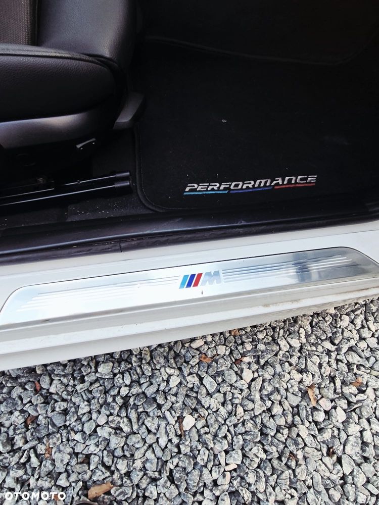 BMW Seria 1 118i - 13