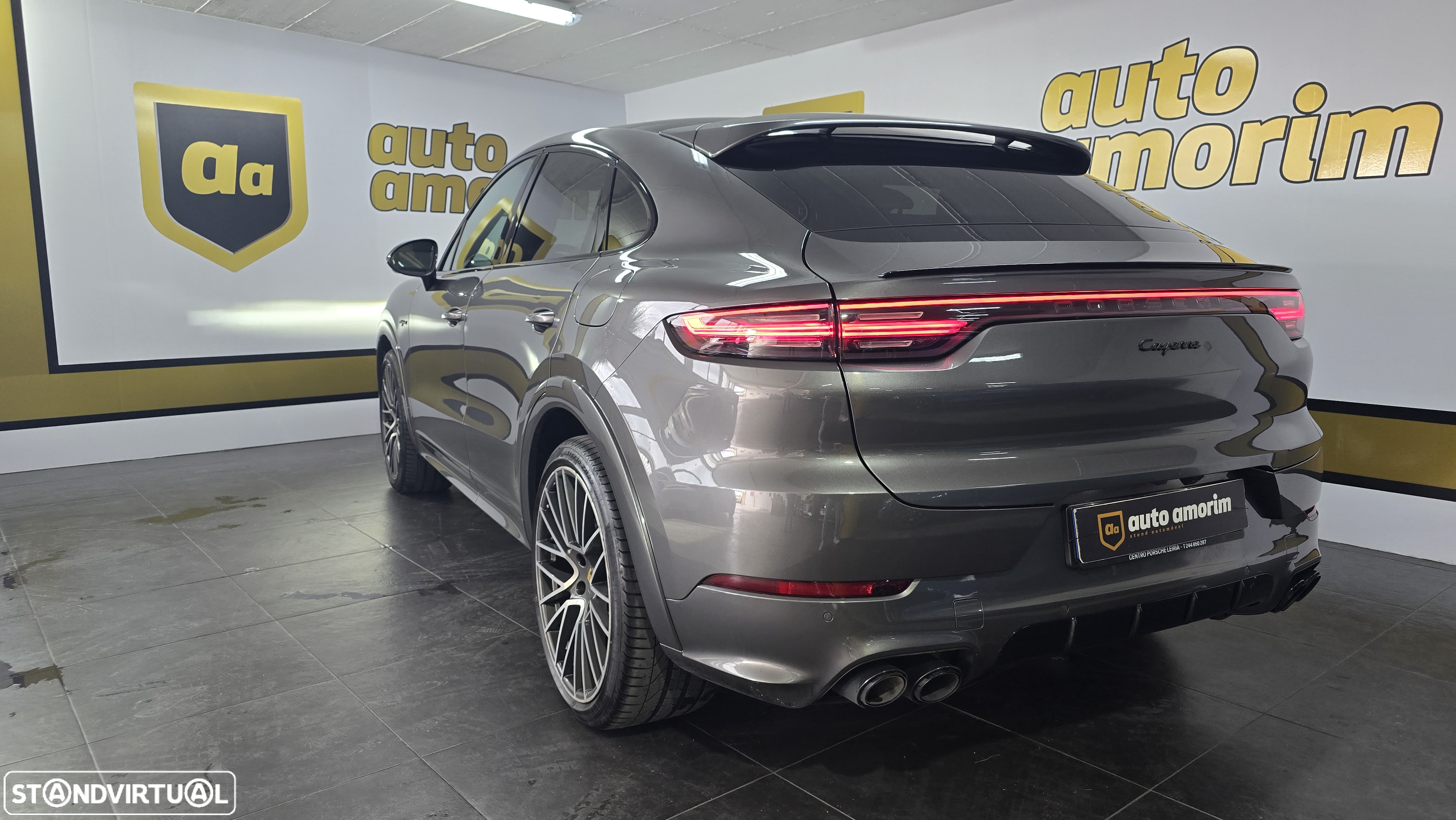 Porsche Cayenne Coupé E-Hybrid - 14