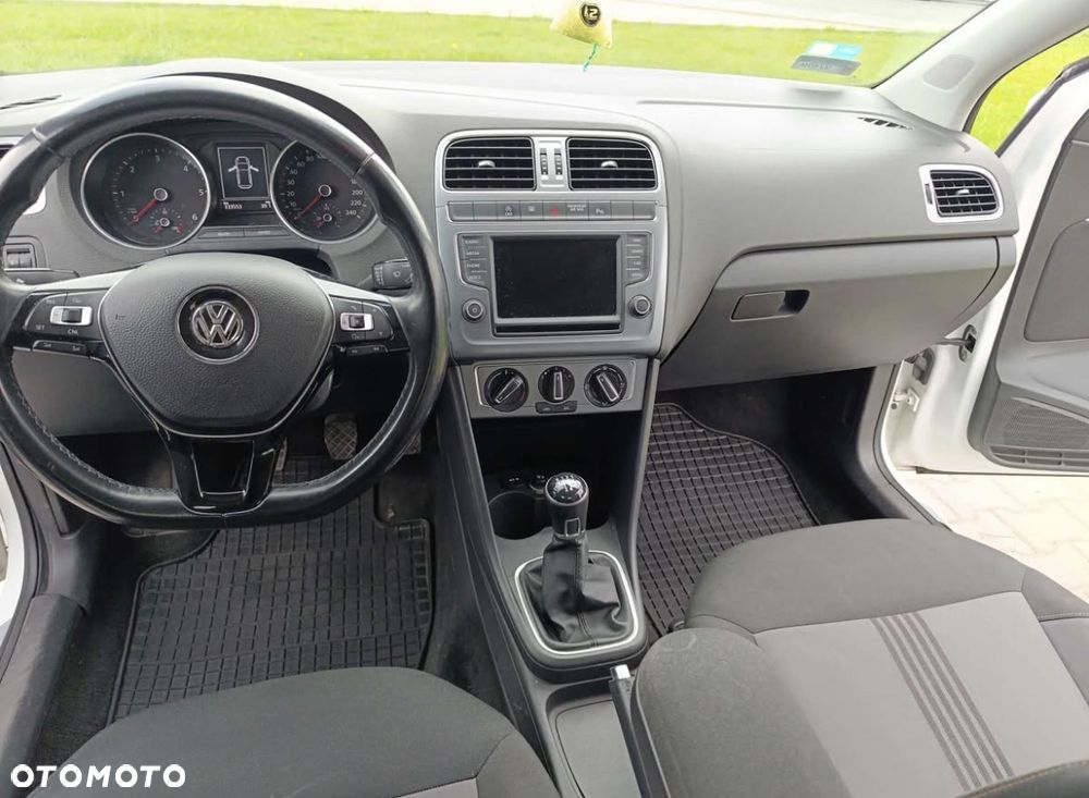 Volkswagen Polo 1.4 TDI BMT Comfortline - 7